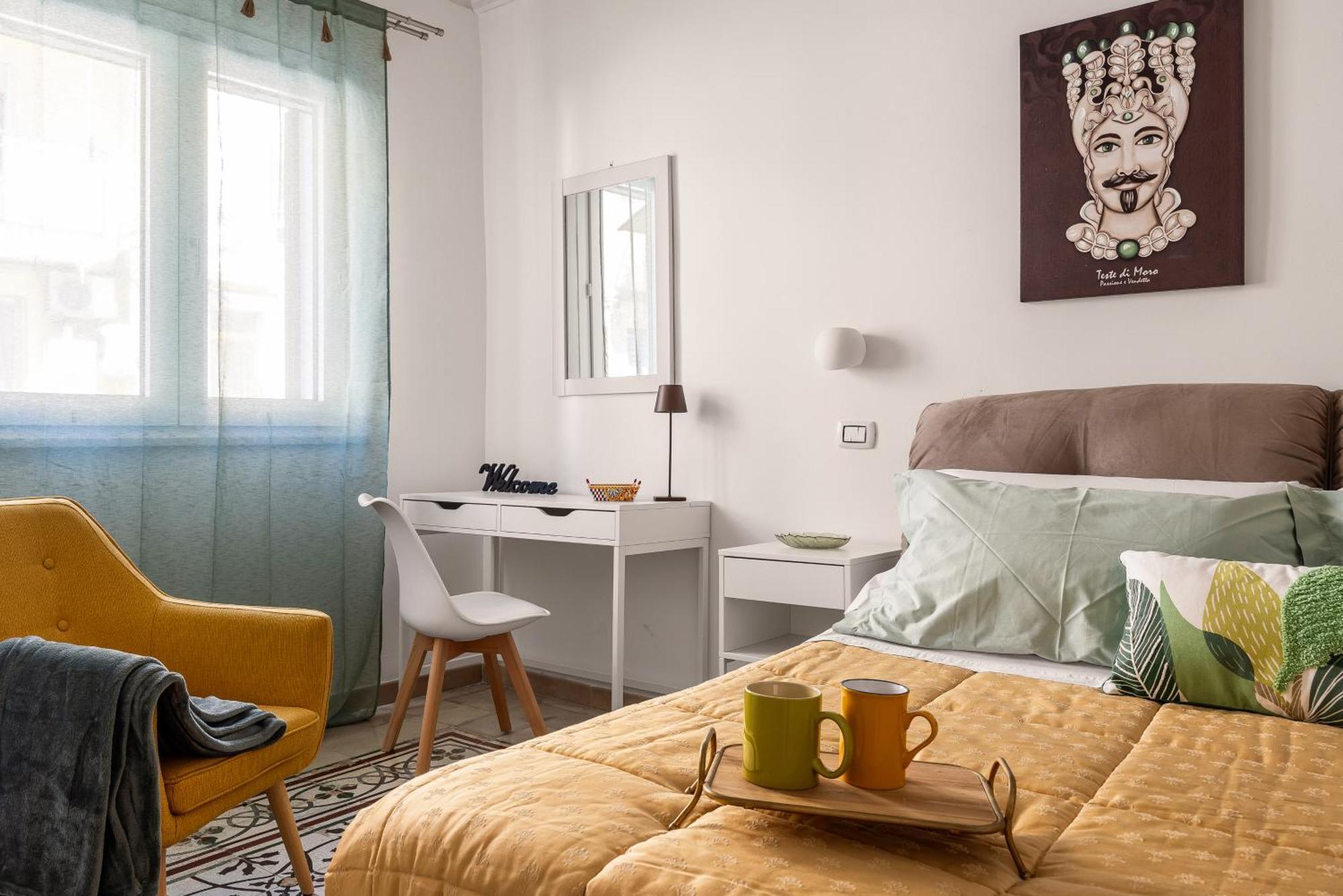 Madre Terra Airport Rooms And Suites Terrasini Exteriör bild